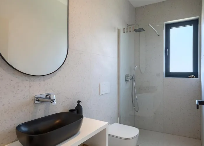 Modern Casetta Molindrio With Pool In * Poreč