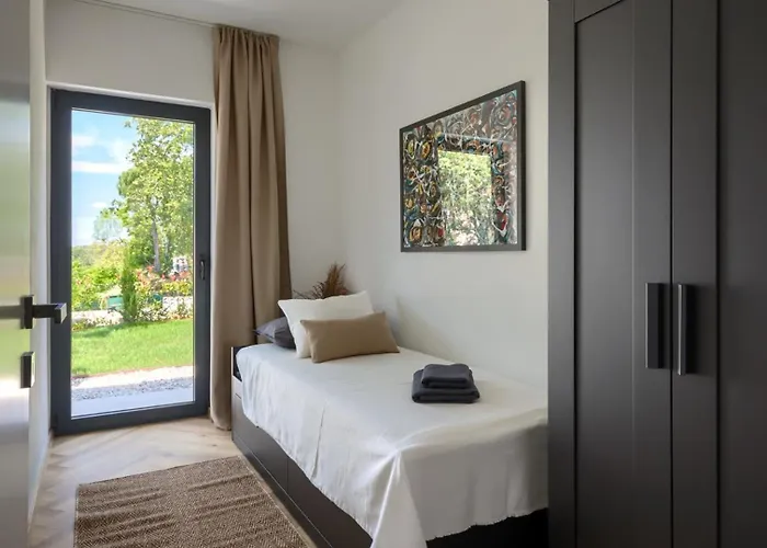 Modern Casetta Molindrio With Pool In Vila *